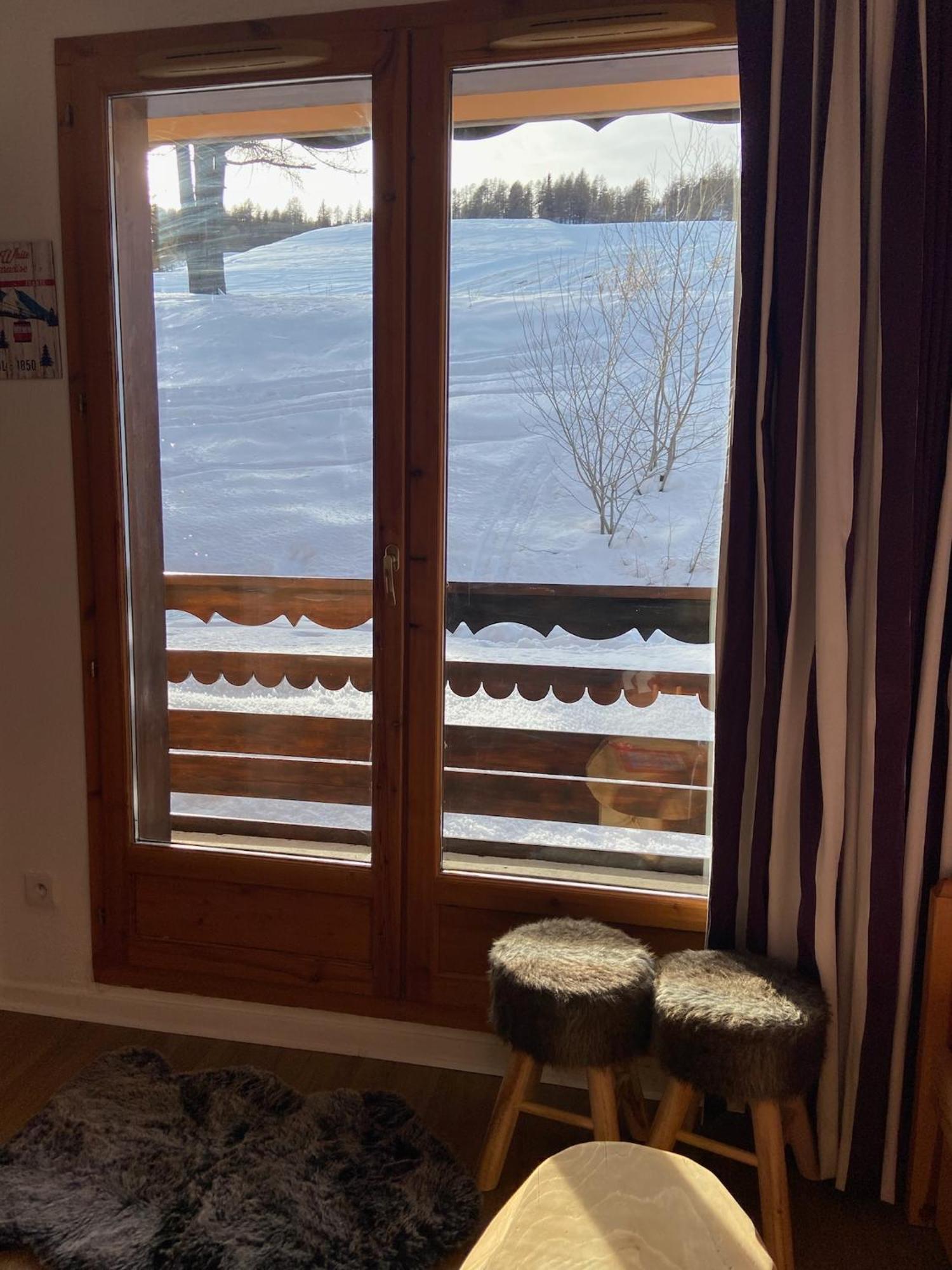 Pied Des Pistes, 2 Pieces, 6pers, Piscine Et Sauna * Risoul